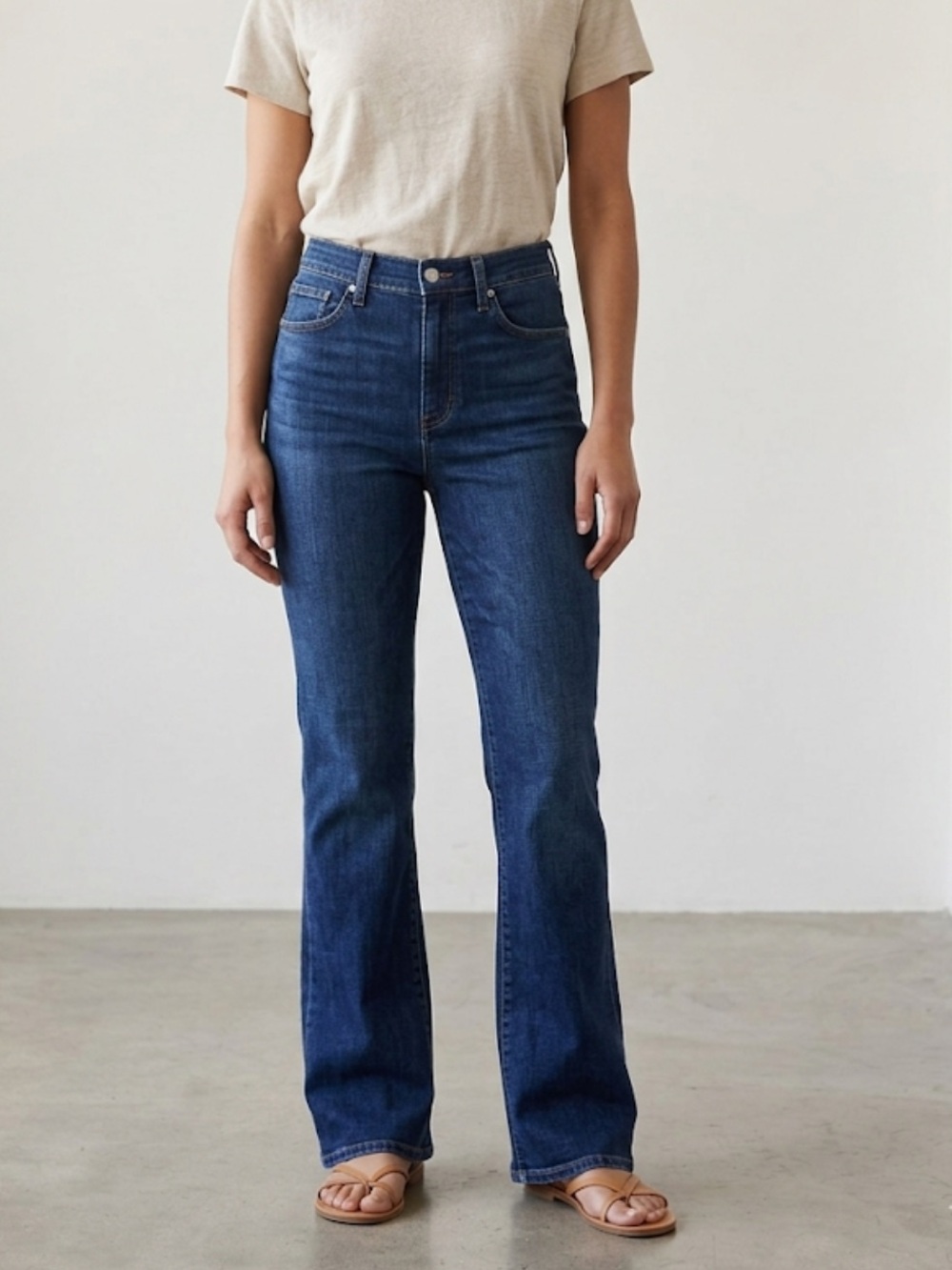 Levi’s Classic Blue Jeans – Size 12 Medium (W31 L32) | Vintage‑Inspired Denim